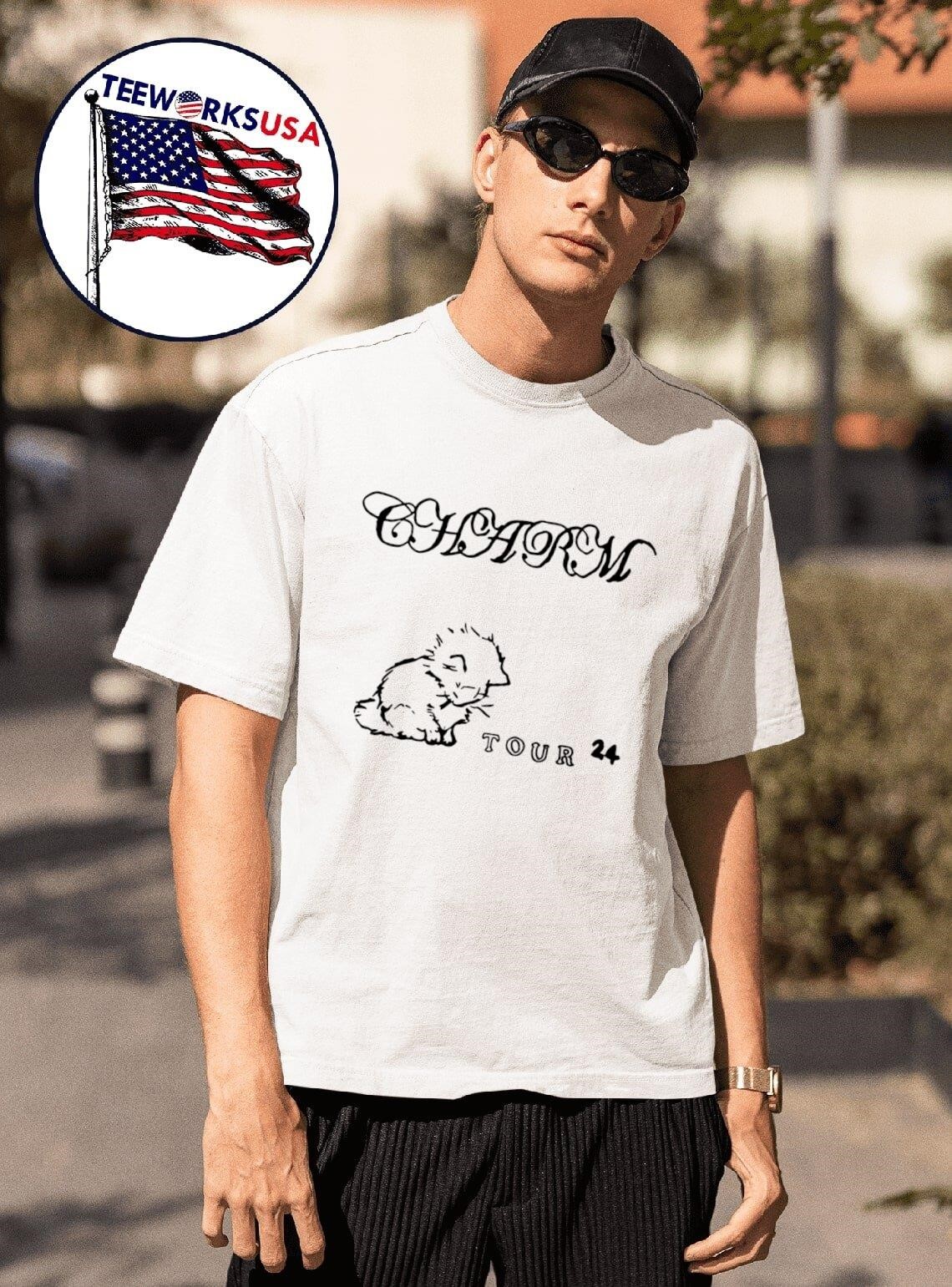 Charm Cat Tour Tee (Yellow) – Clairo
